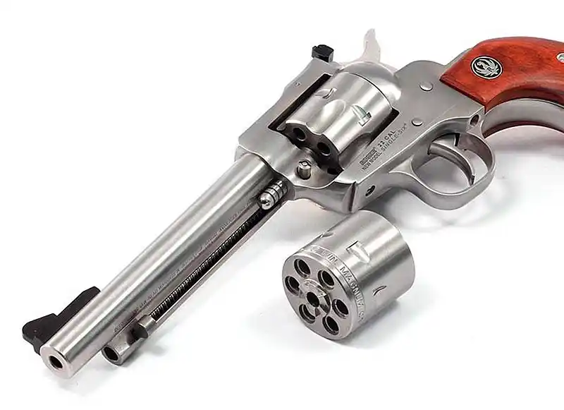 Revólver Ruger New Model Single-Six Convertible 0625 Inox - Cano 5.50" Cal. 22LR/22WMR
