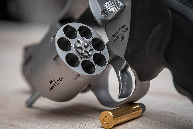 Revólver Taurus RT Tracker 692 .357 e 9MM Multicalibre