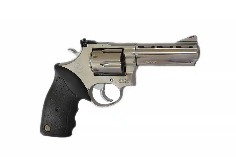 Revólver Taurus RT889 Inox Cal. .38 SPL 4